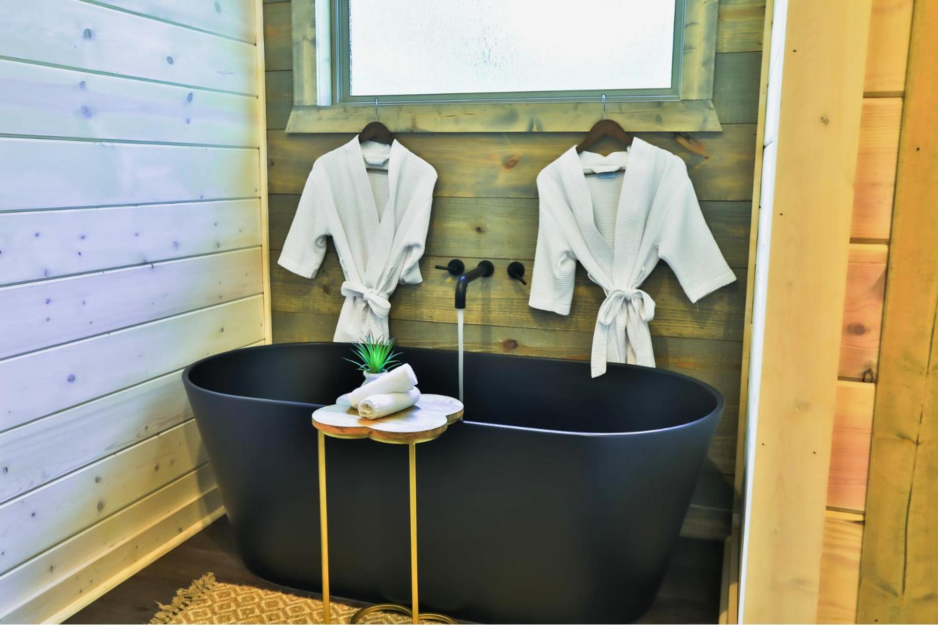 Lux,Hot Tub,Atv,Hiking,Pickleball,Firepit,Arcade Broken Bow Zewnętrze zdjęcie